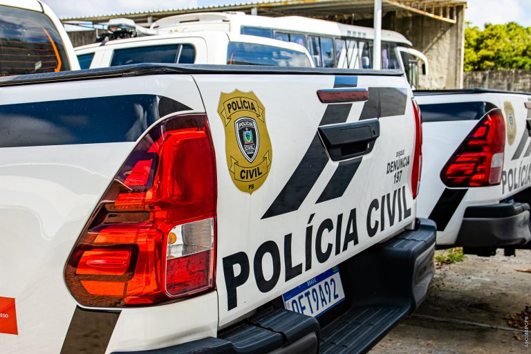 Adolescente que confessou assassinato em hotel chega a João Pessoa